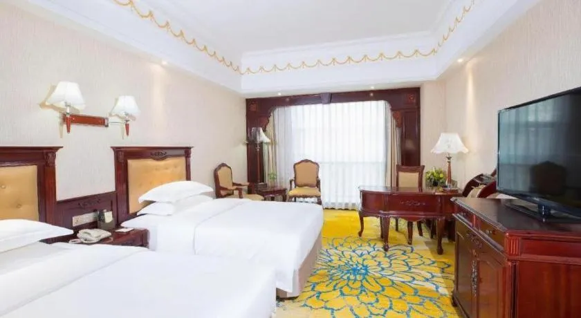 Bed in Changsha Mingchen International Hotel
