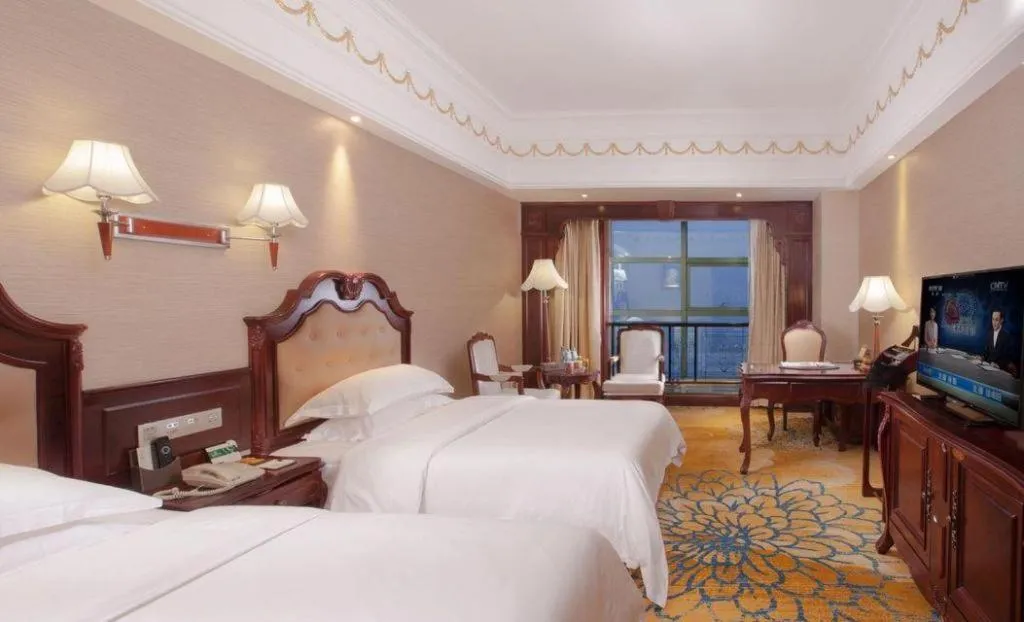 Bed in Changsha Mingchen International Hotel