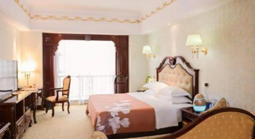 Bed in Changsha Mingchen International Hotel