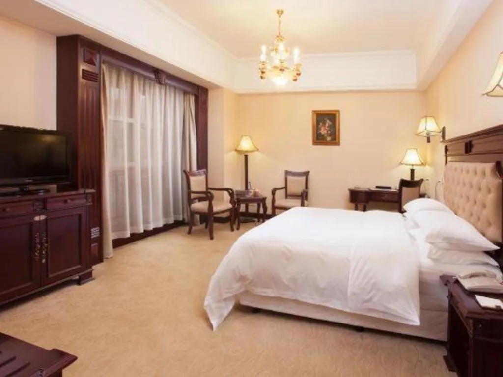 Bed in Changsha Mingchen International Hotel