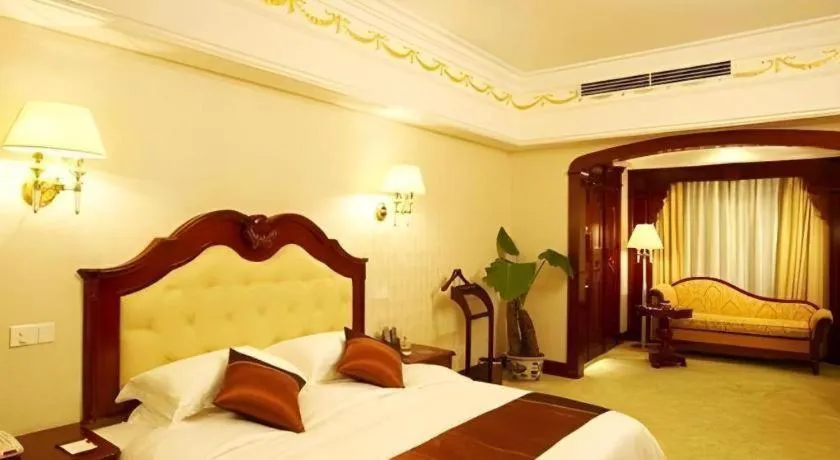 Bed in Changsha Mingchen International Hotel