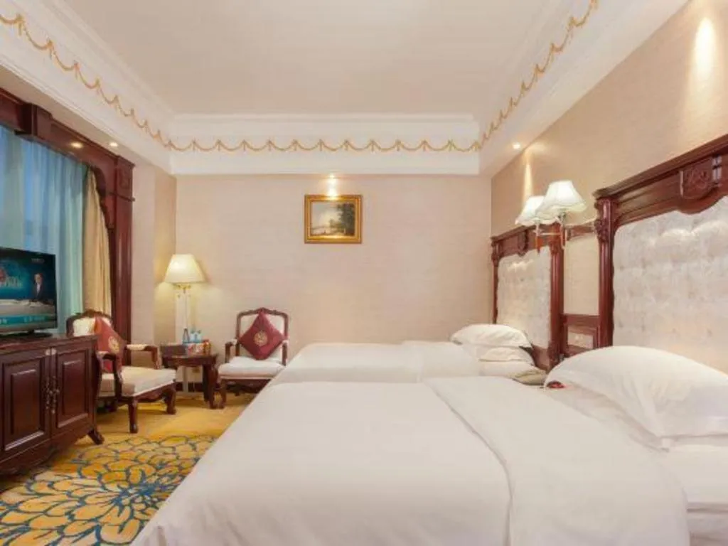 Bed in Changsha Mingchen International Hotel