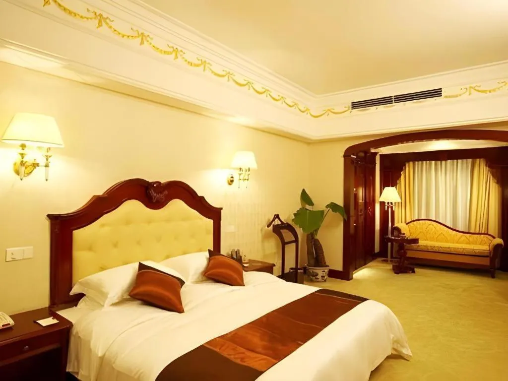 Bed in Changsha Mingchen International Hotel