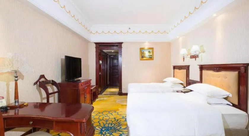 Bed in Changsha Mingchen International Hotel