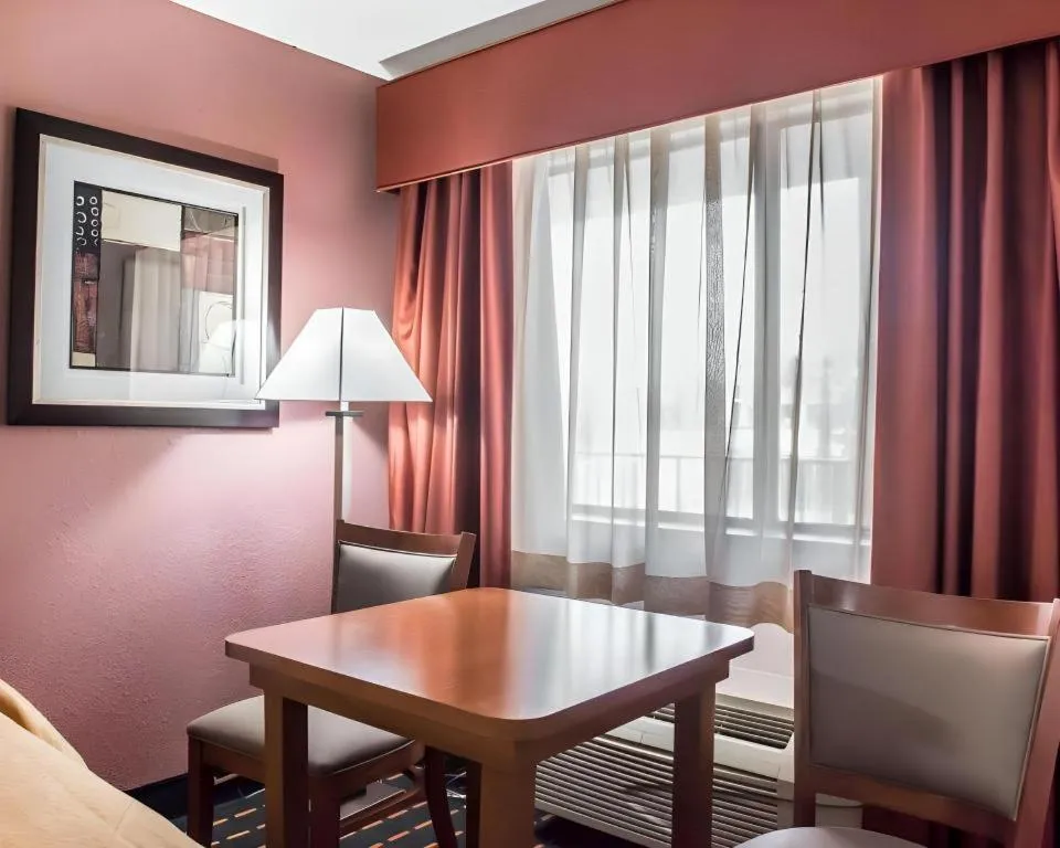 Quality Inn Marianna South