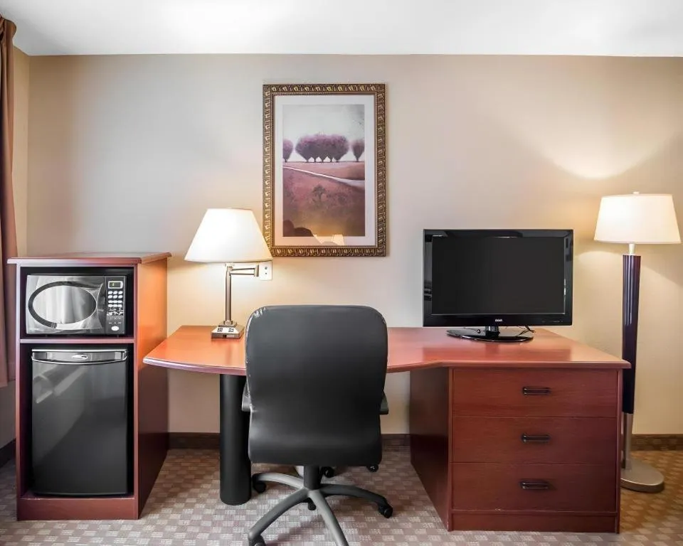 Rodeway Inn & Suites Salina South