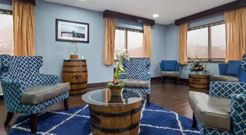 Best Western Shelbyville Inn and Suites Celebration Inn