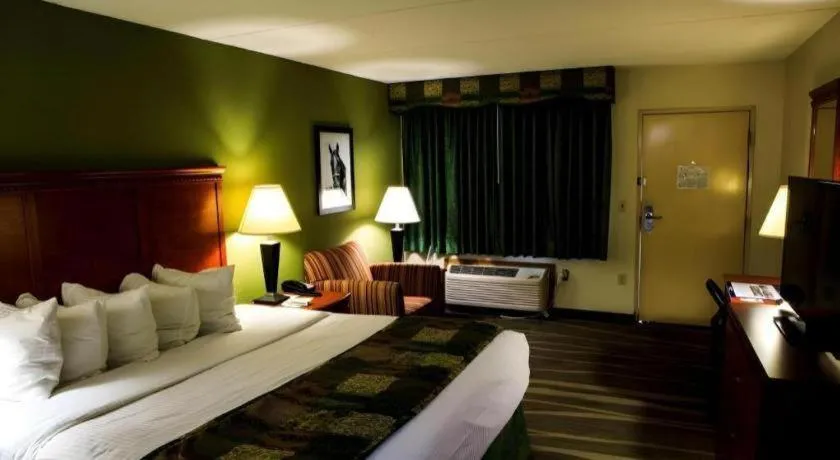 Best Western Shelbyville Inn and Suites Celebration Inn