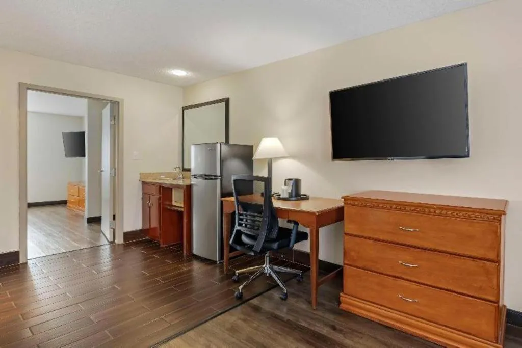 Best Western Shelbyville Inn and Suites Celebration Inn