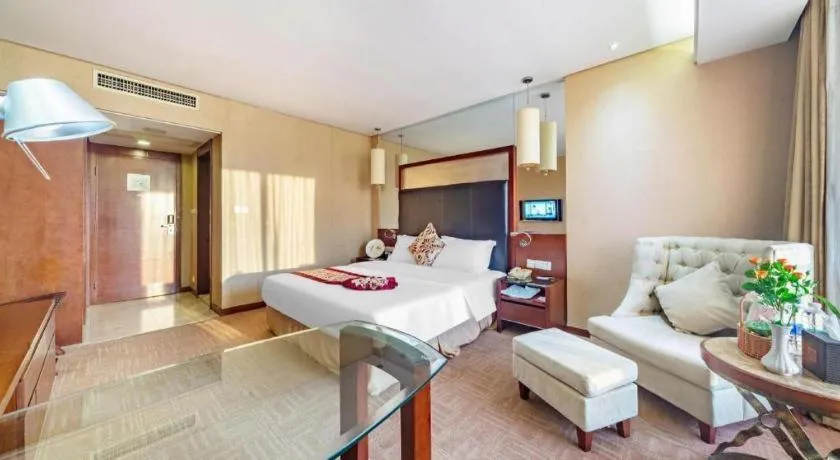 Bed in Changsha Xiaoxiang Huatian Hotel