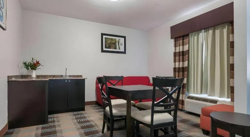 Best Western Plus DeRidder Inn and Suites