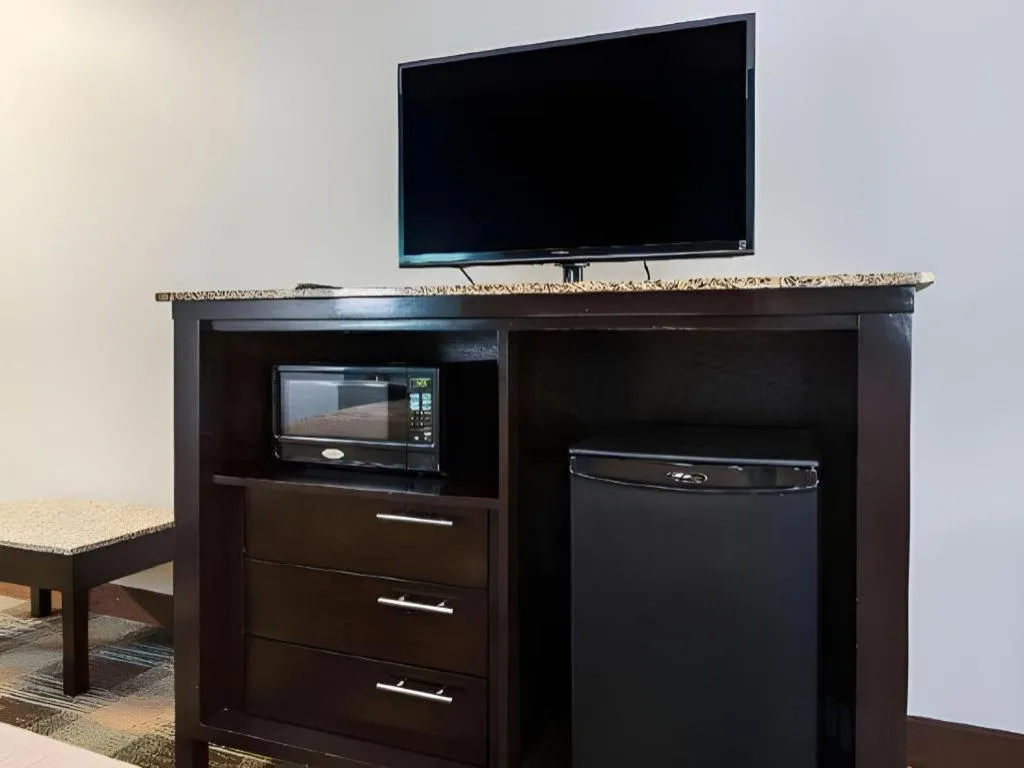 Best Western Plus DeRidder Inn and Suites