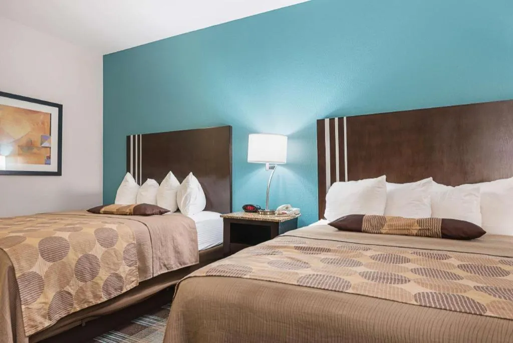 Bed in Best Western Plus DeRidder Inn and Suites