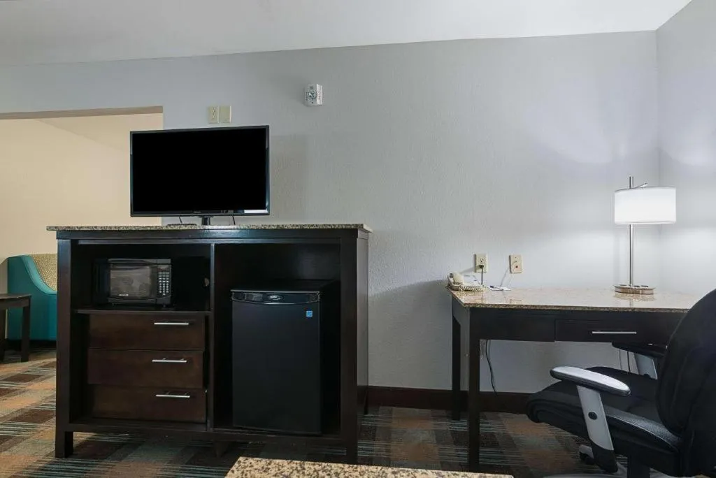 Best Western Plus DeRidder Inn and Suites