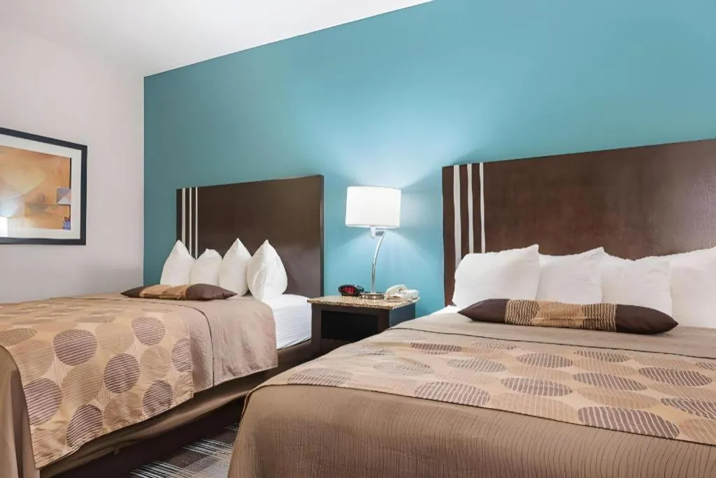 Bed in Best Western Plus DeRidder Inn and Suites