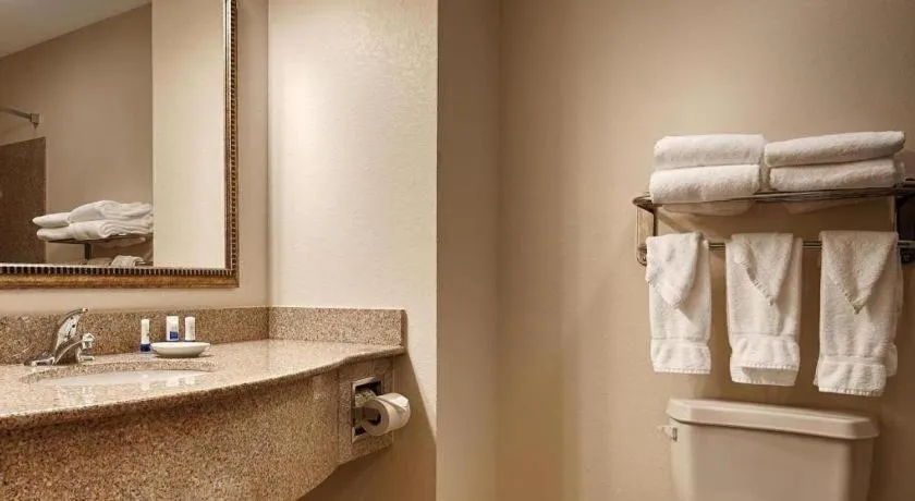 Best Western Plus DeRidder Inn and Suites