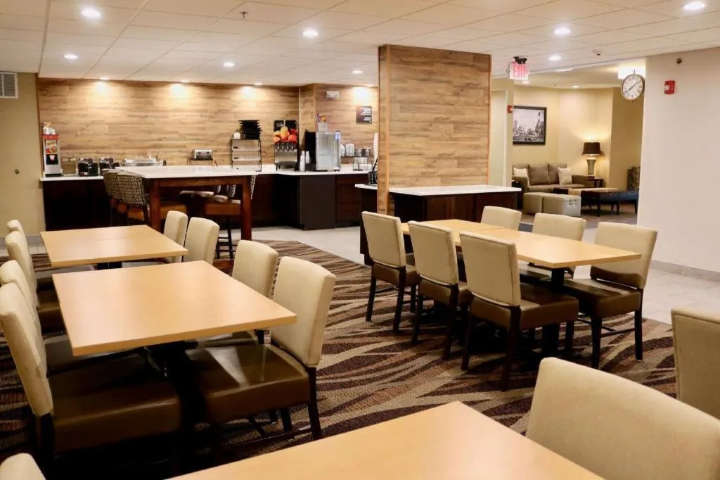 Best Western Fostoria Inn & Suites