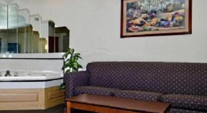 Best Western Fostoria Inn & Suites