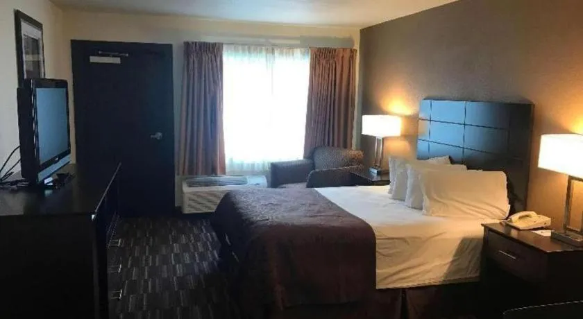 Bed in Best Western Monticello Gateway Inn