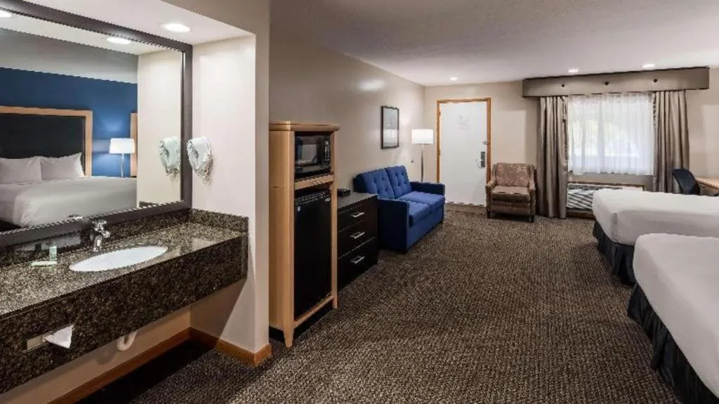 Bed in Best Western River Terrace