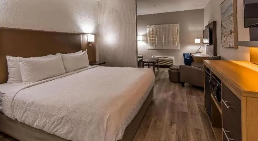 Bed in Best Western Plus Safford