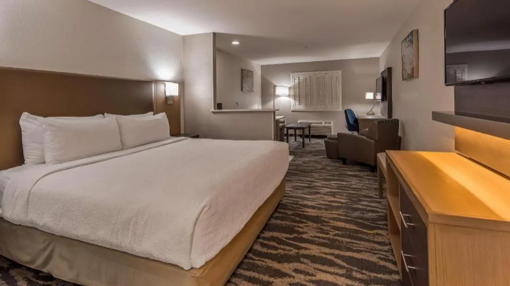 Bed in Best Western Plus Safford