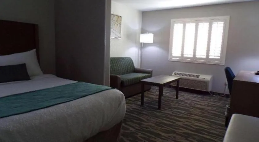 Bed in Best Western Plus Safford