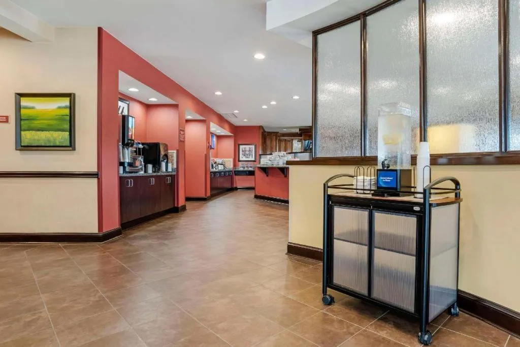 Comfort Suites Greenwood