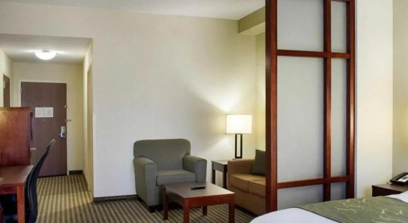 Comfort Suites Greenwood