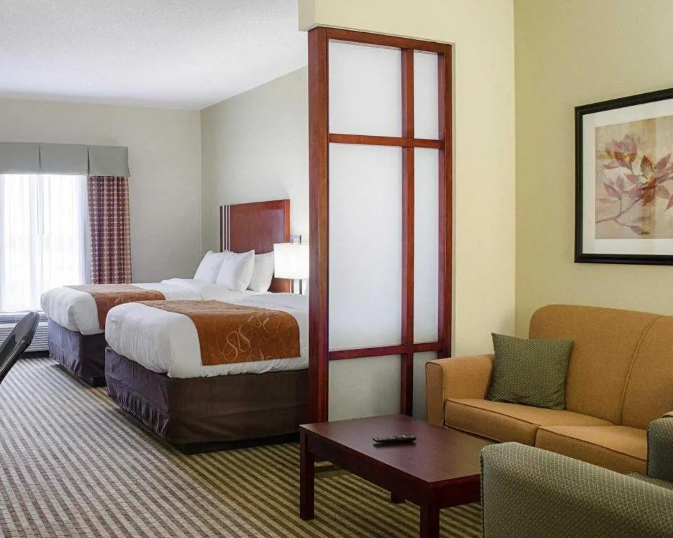 Comfort Suites Greenwood