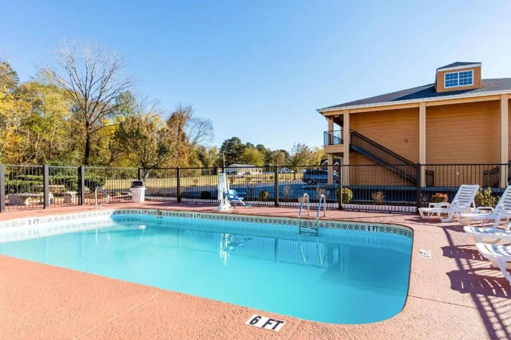 Quality Inn Arab Hwy 231