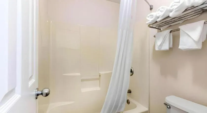 Quality Inn Arab Hwy 231