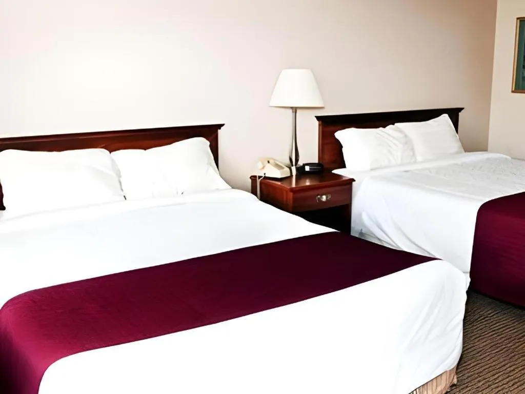 Bed in Days Inn Chillicothe