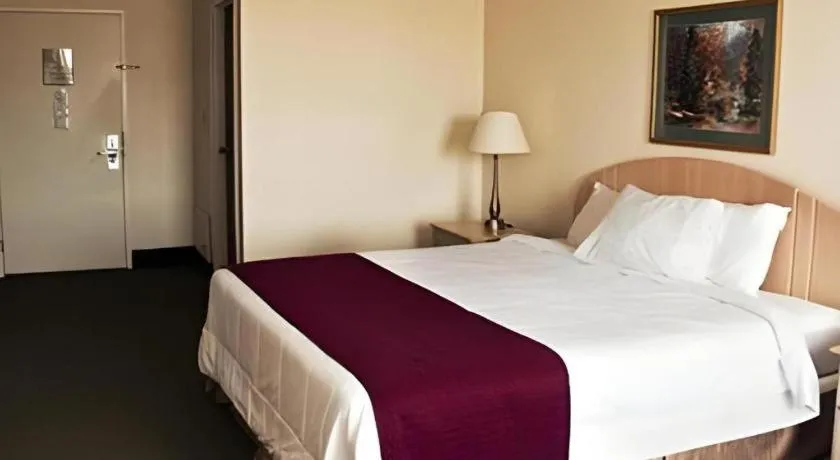 Bed in Days Inn Chillicothe