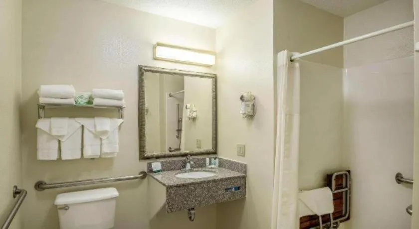 Quality Inn Mineral Point