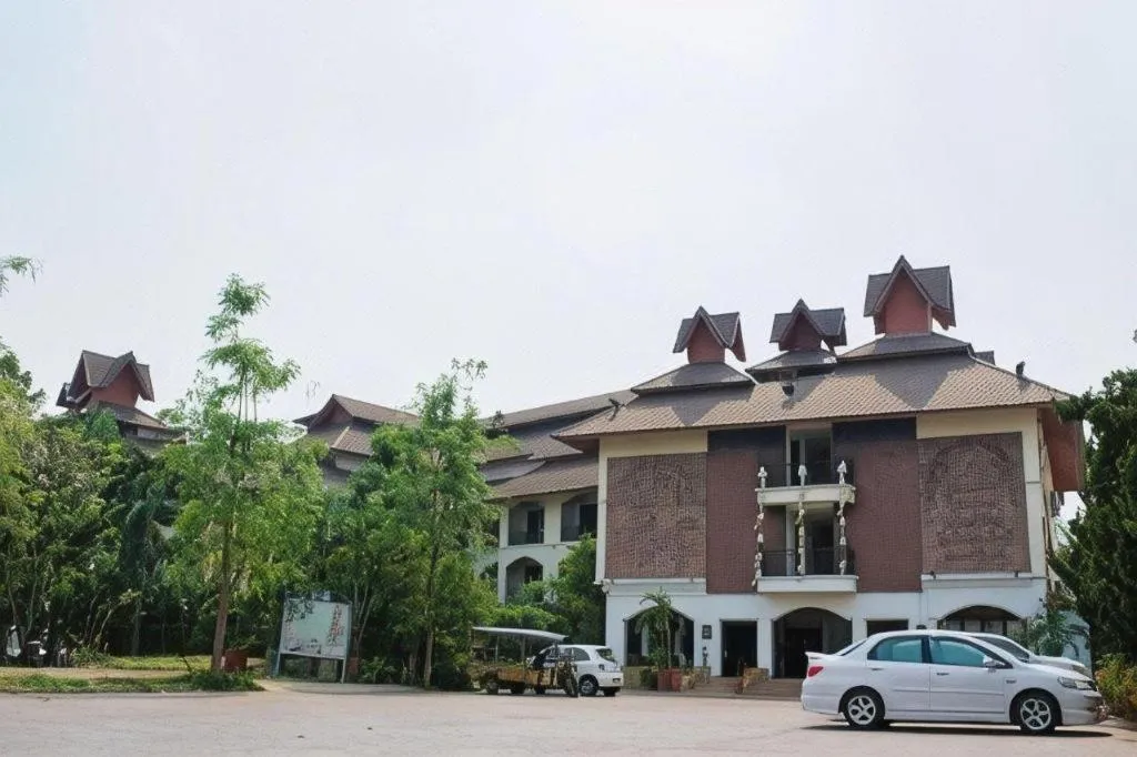 PhoomThai Garden Hotel