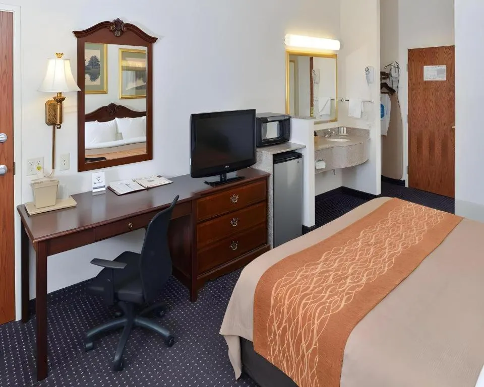 Bed in Comfort Inn & Suites