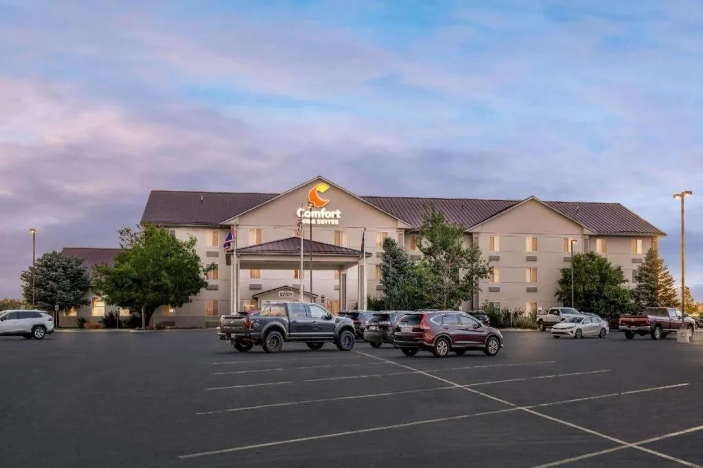 Comfort Inn & Suites