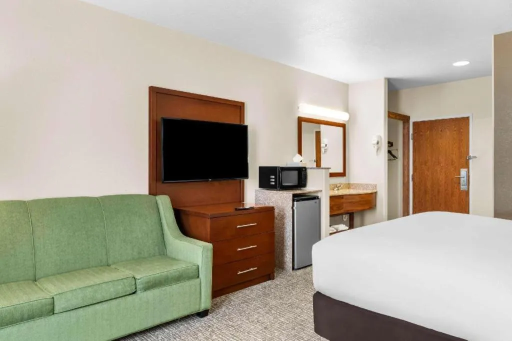 Bed in Comfort Inn & Suites
