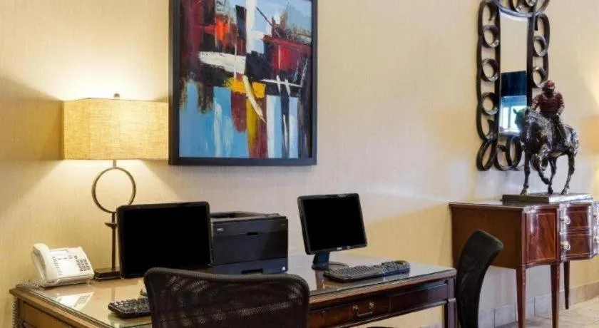 Comfort Inn & Suites Hot Springs Midtown