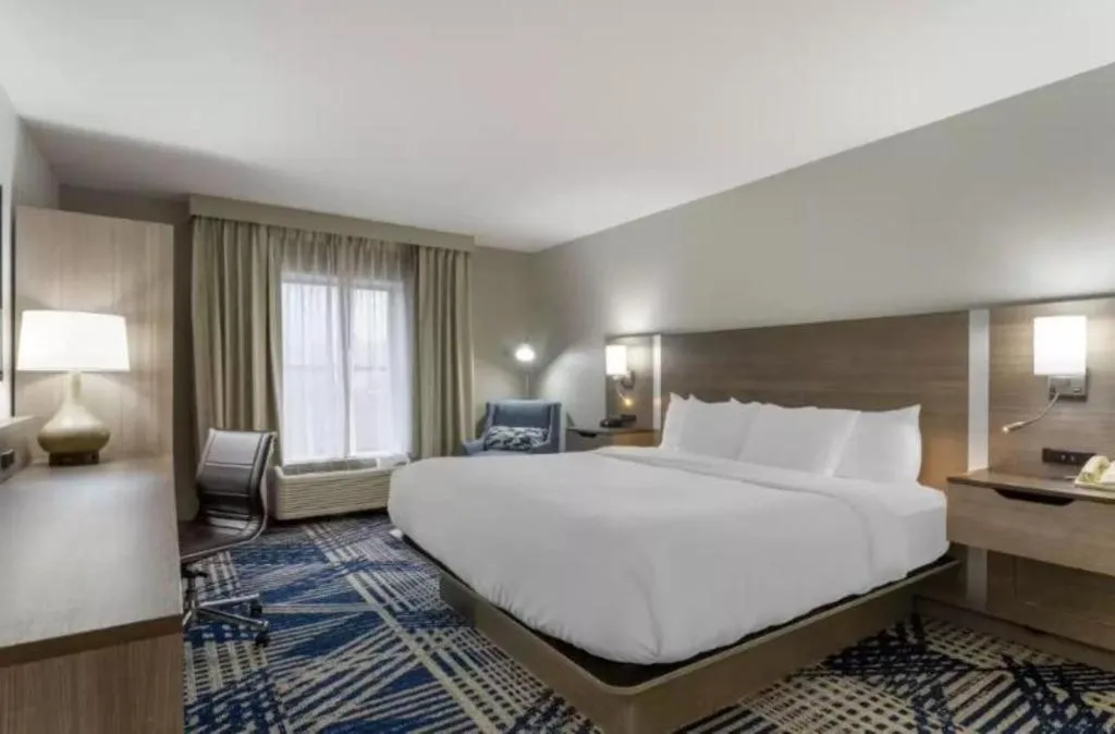 Bed in Comfort Inn & Suites Hot Springs Midtown