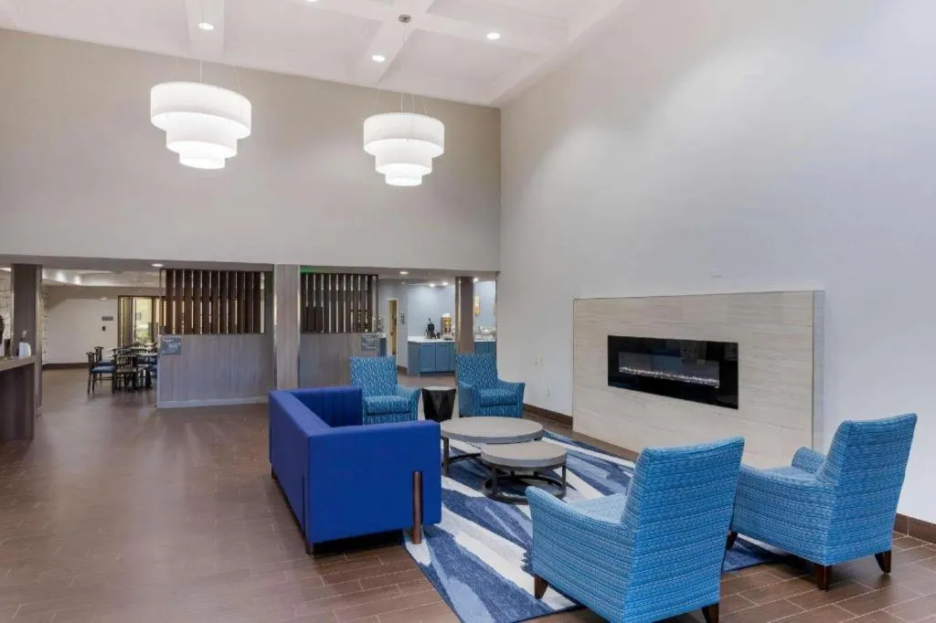 Comfort Inn & Suites Hot Springs Midtown