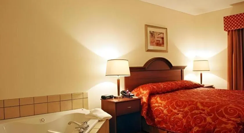 Bed in Best Western Nittany Inn Milroy