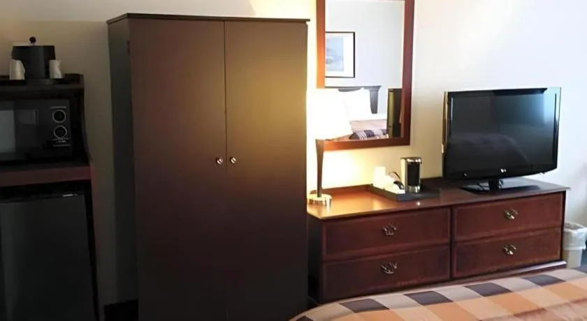 Bed in Best Western Stanton Inn