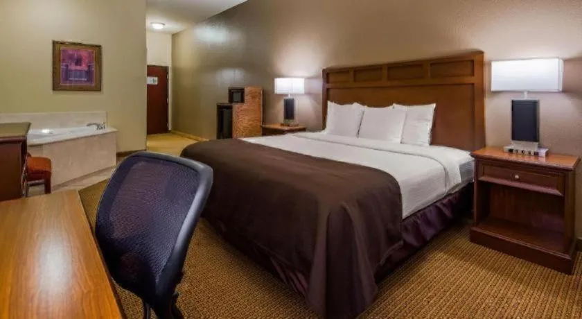 Bed in Best Western Littlefield Inn & Suites