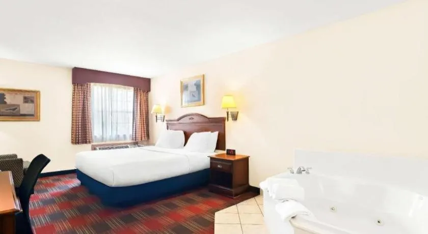 Bed in Best Western Stateline Lodge