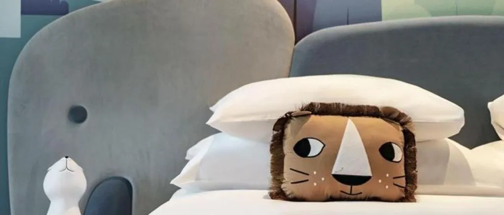 Bed in New Century Grand Hotel Zhuji Yaojiang