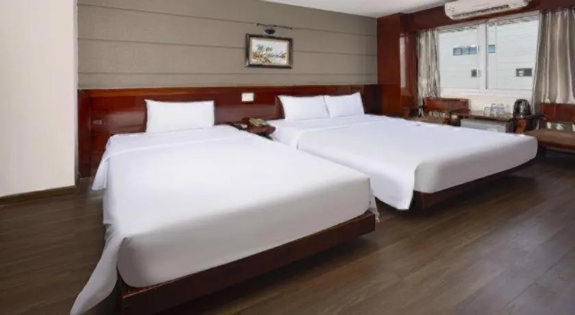 Bed in Barcelona Hotel Nha Trang