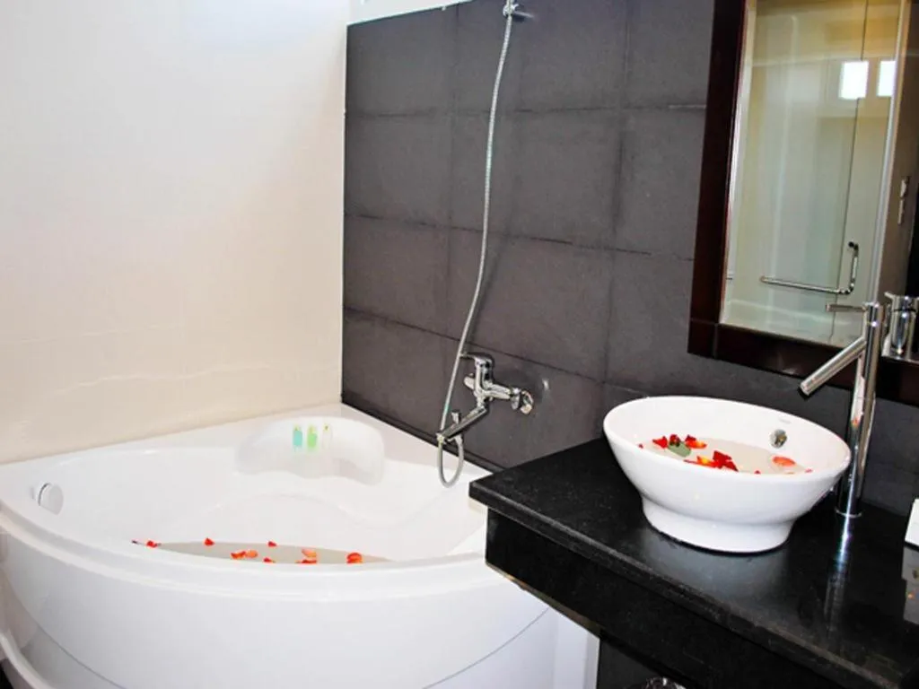 Barcelona Hotel Nha Trang