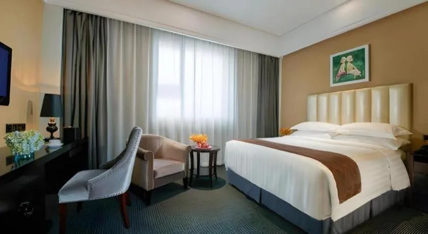 Bed in New Century Manju Hotel Shanghai New International Expo Center